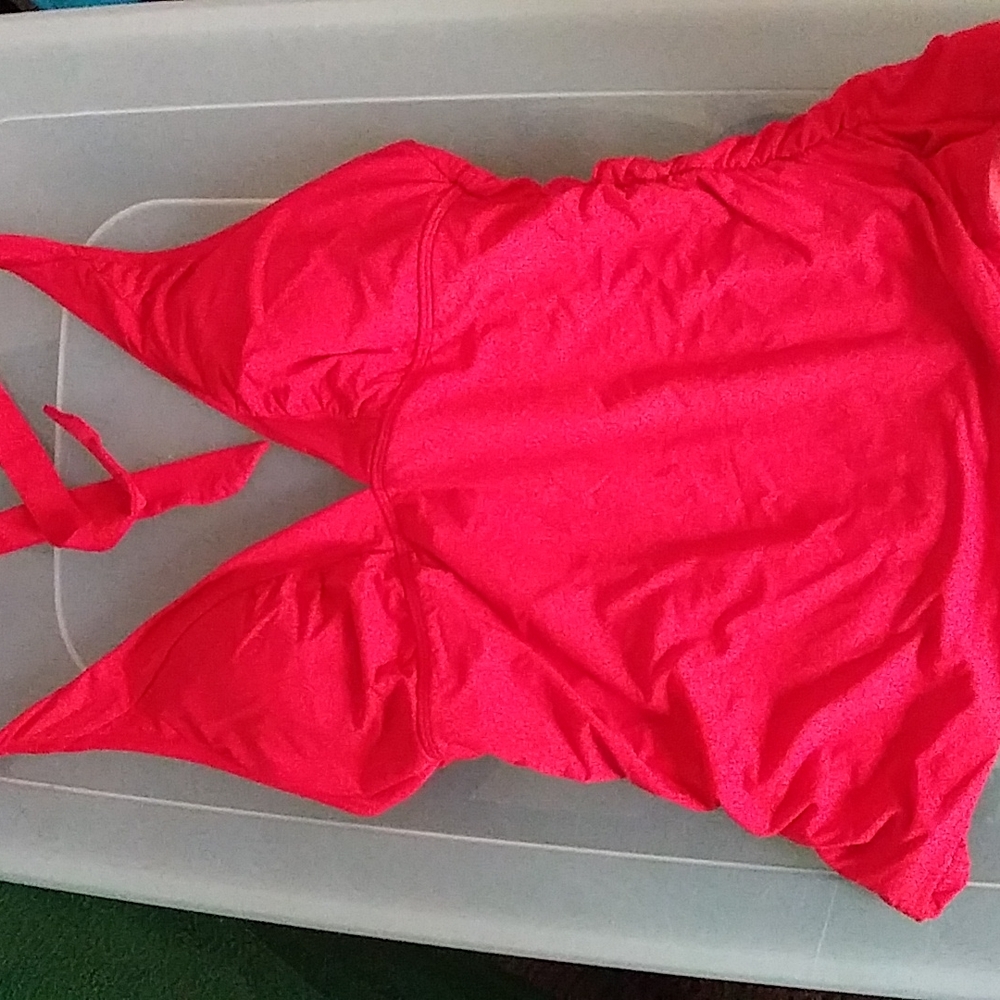 Swim suit